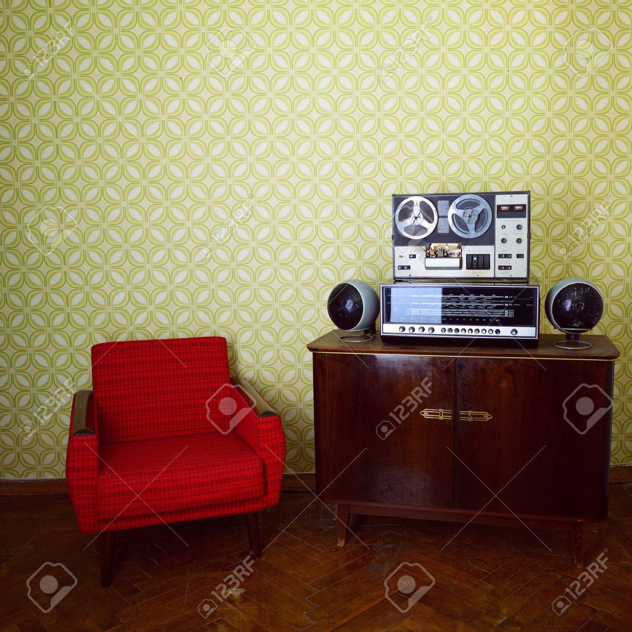 Vintage Room Of Music Lover With Green Wallpaper Old Fashioned Vintage Room Of Music Lover With Green Wallpaper Old Fashioned