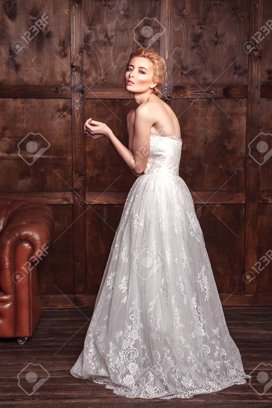 En Vogue Wedding Dress