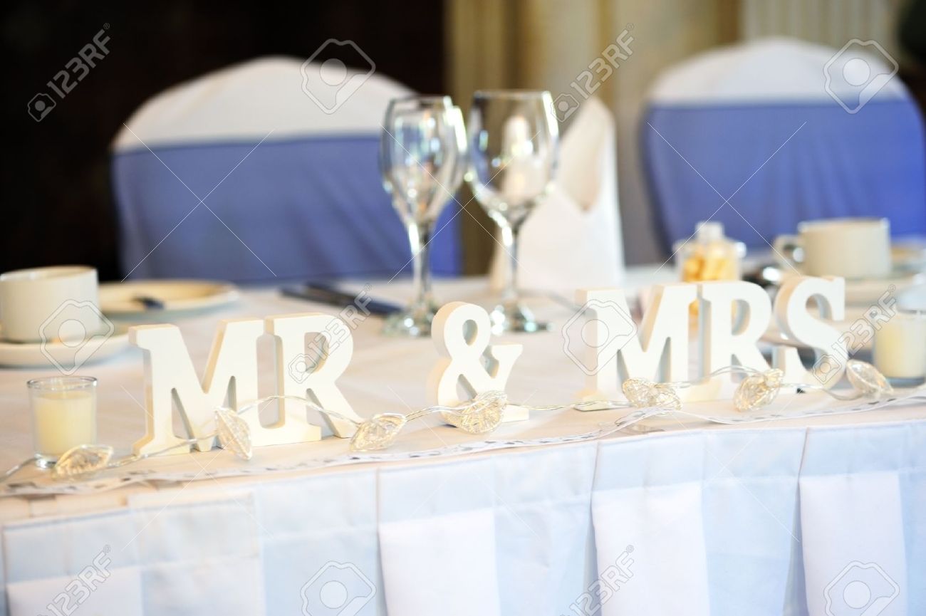 wedding reception table