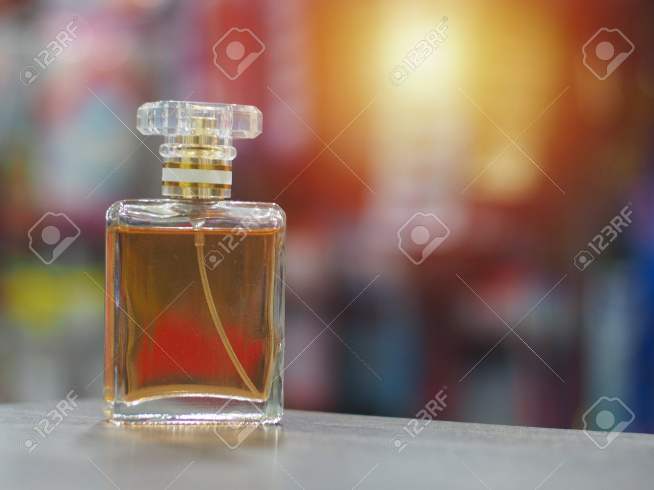 LARDINI 香水 オレンジ色 角型ボトル LARDINI 香水 オレンジ色 角型ボトル 【公式通販】