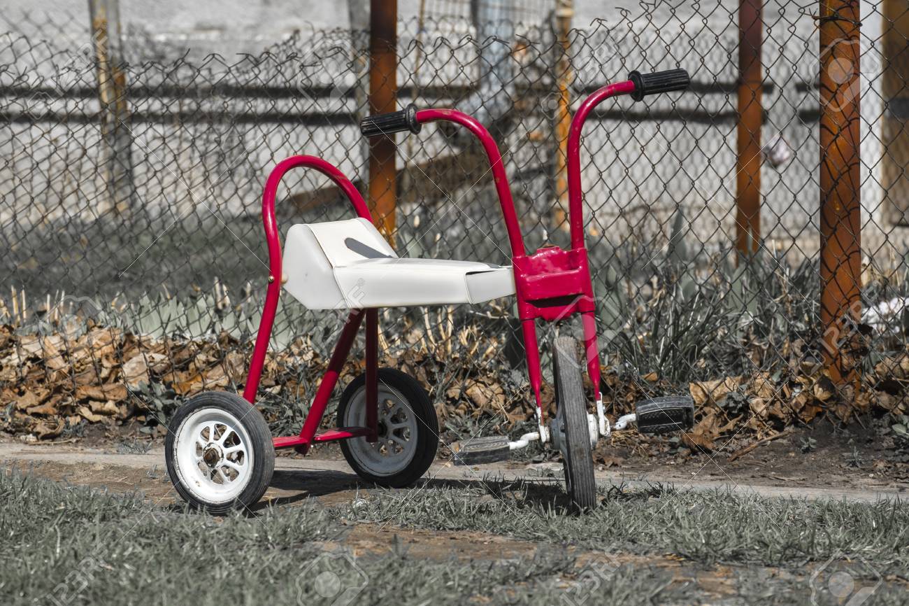 children's three wheel bicycle