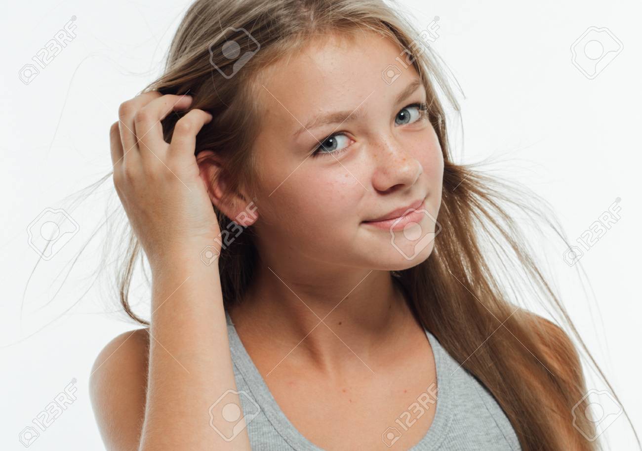 cute face girl teen Rash by vagina lips