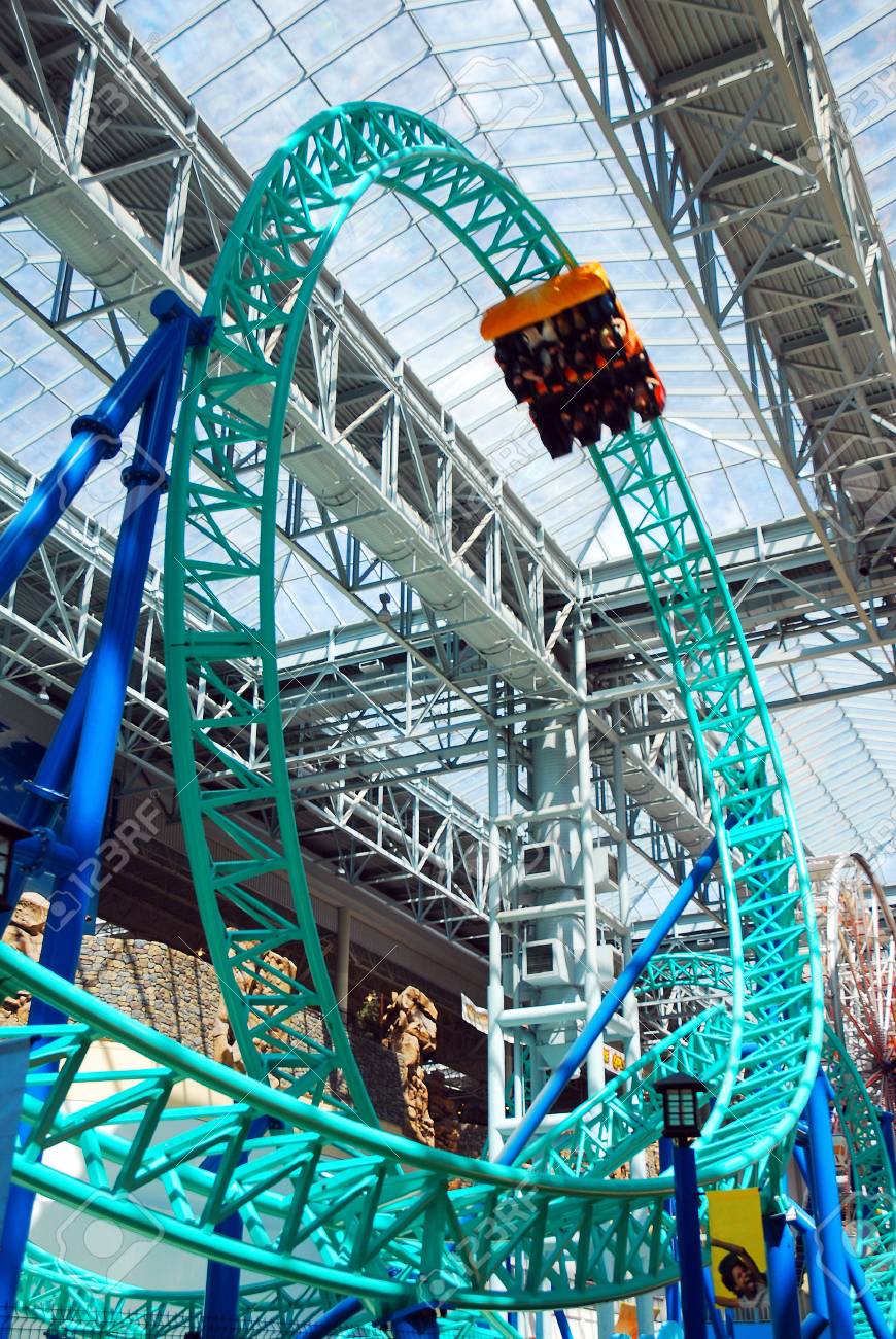 モール オブ アメリカとミネソタでループ ジェット コースター の写真素材 画像素材 Image 6963