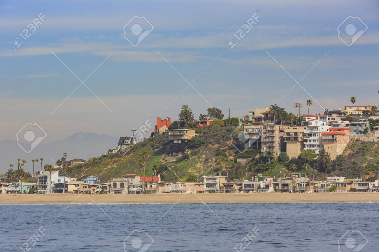 マンハッタン ビーチ ロサンゼルス カリフォルニア州レドンド ビーチ近くの海岸の朝の景色 の写真素材 画像素材 Image