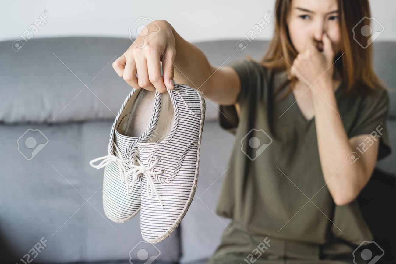 Young Girls Stinky Feet Young Girls Stinky Feet