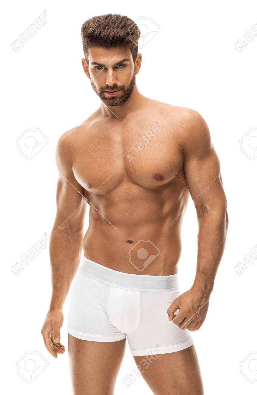 84918903-uomo-bello-in-pantaloncini-di-boxer-bianco.jpg