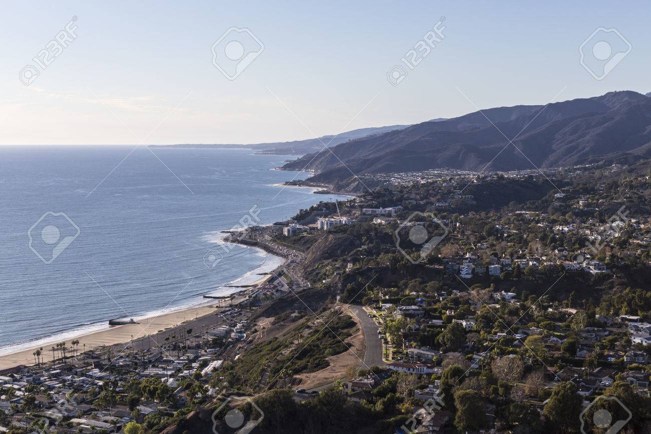 パシフィック パリセーズとロサンゼルス カリフォルニア州サンタモニカー山脈の航空写真 の写真素材 画像素材 Image 6845