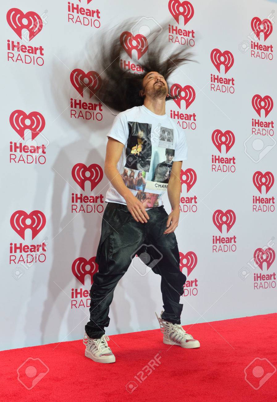 Las Vegas Sep 19 Dj スティーブ青木ラスベガスで 14 年 9 月 19 日に 14 Iheartradio Mgm グランド ガーデン アリーナでの音楽祭に出席します の写真素材 画像素材 Image
