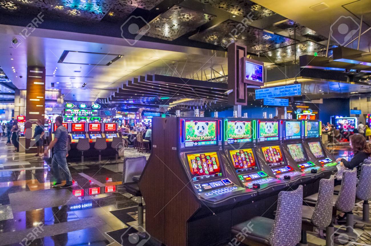 LAS VEGAS - SEP 03 : The Interior Of Aria Resort And Casino In.. Stock Photo, Picture And Royalty Free Image. Image 46438029.