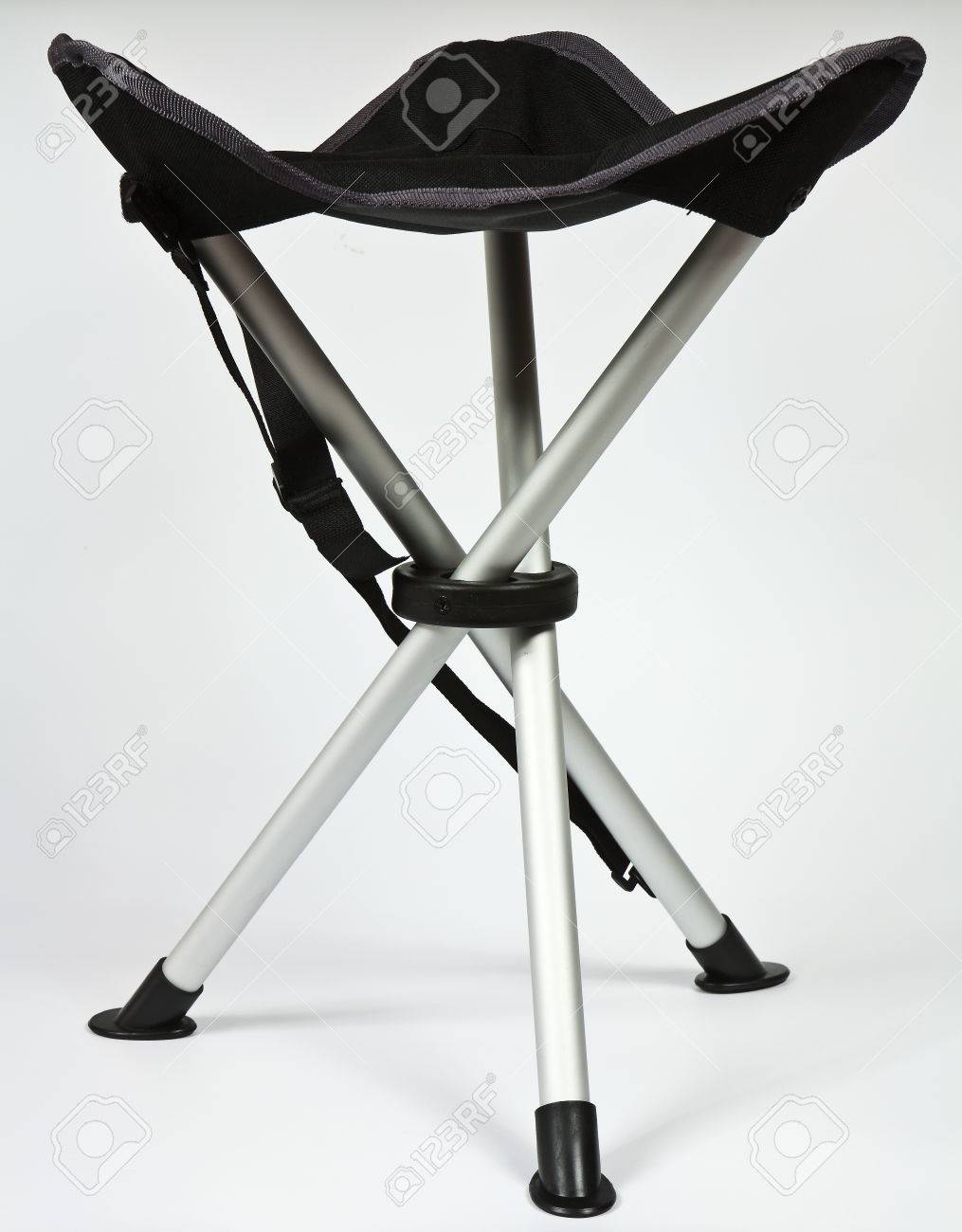 3 legged folding stool