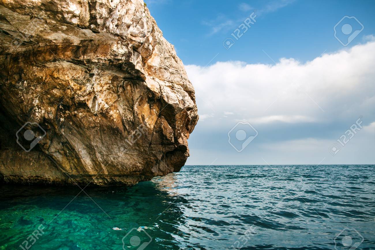 Die Blaue Grotte Bereich Ein Meer Hohlen An Der Sudkuste Von Malta Lizenzfreie Fotos Bilder Und Stock Fotografie Image