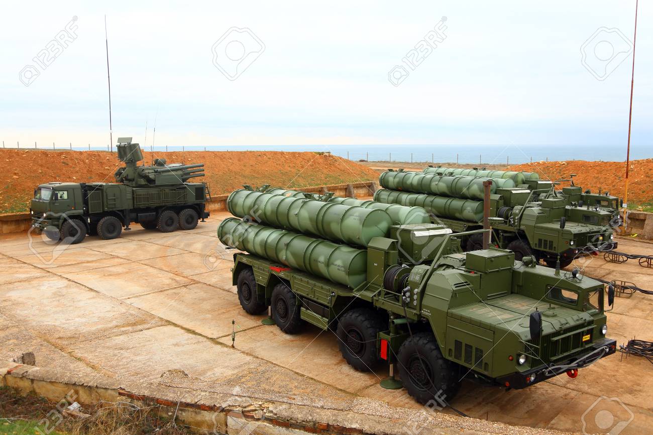 94171328-deployment-of-the-russian-anti-aircraft-missile-system-of-large-and-medium-range-c-400-triumf-in-the.jpg