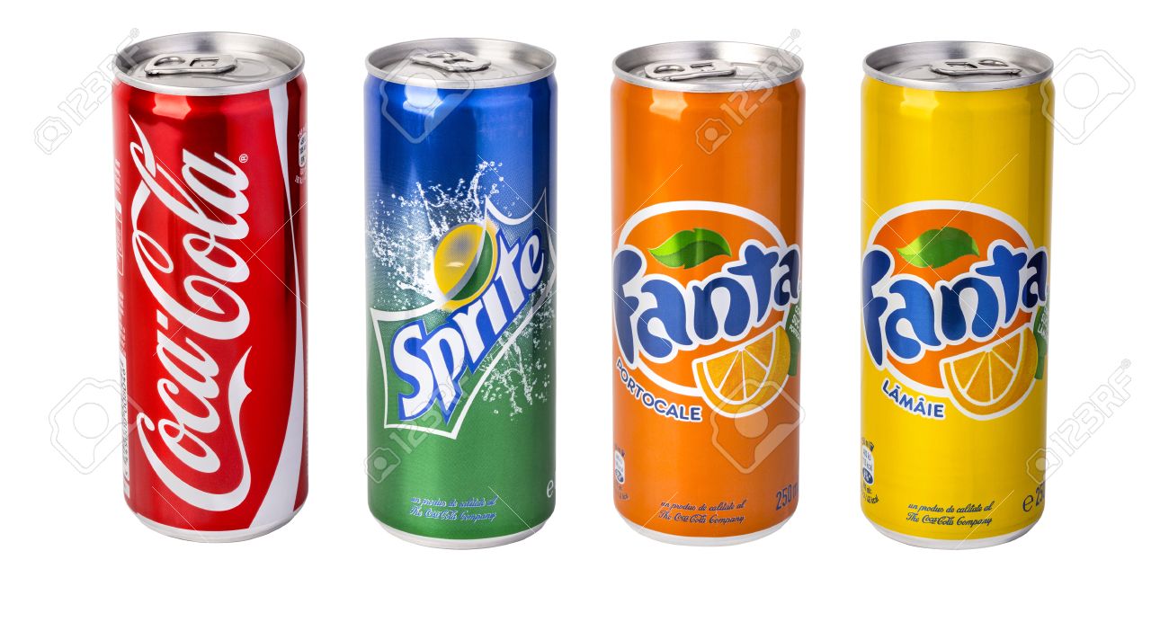 キシナウ モルドバ 15 年 11 月 14 日 コカ コーラ ファンタ スプライトの缶白い背景の上 これらの飲み物は コカ コーラ ジョージア州アトランタに拠点を置くの最も人気のあるブランドです の写真素材 画像素材 Image