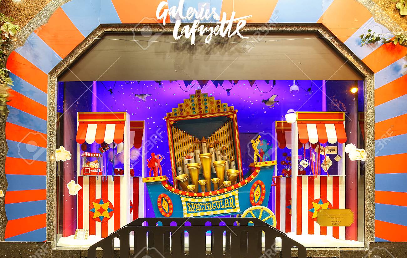 the christmas showcase of galeries lafayette shopping center paris