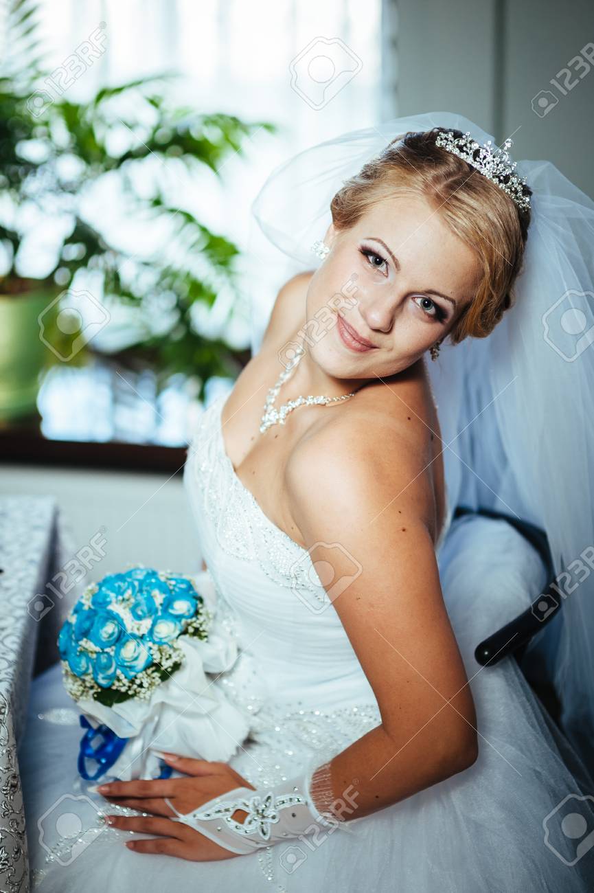 Advice dating hotlines Places dating in pakistan hyderabad, Married free sites dating in india, Ukrainian dating models