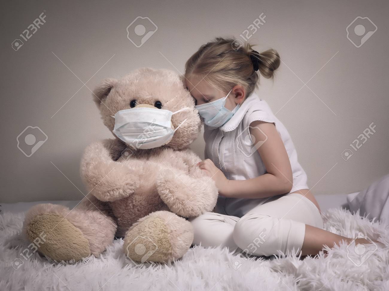 くまぬいぐるみ医者マスクベアーかわいい