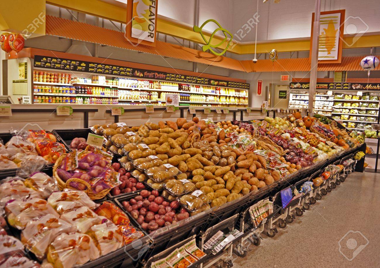 Marc Jansen, CBL: "O supermercado tamén ten a responsabilidade" 2 11593540 laranxas patacas vermellas patacas brancas patacas doces cebolas cabazas cabaza zume de froita e moito máis nun