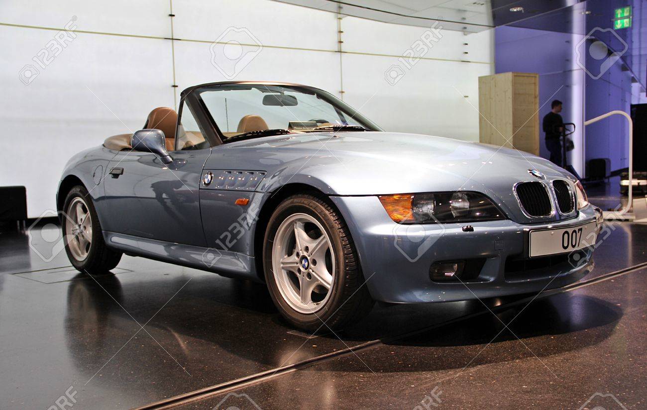 bmw james bond