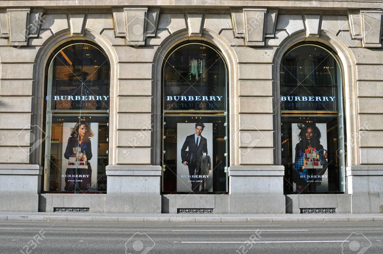 magasin burberry