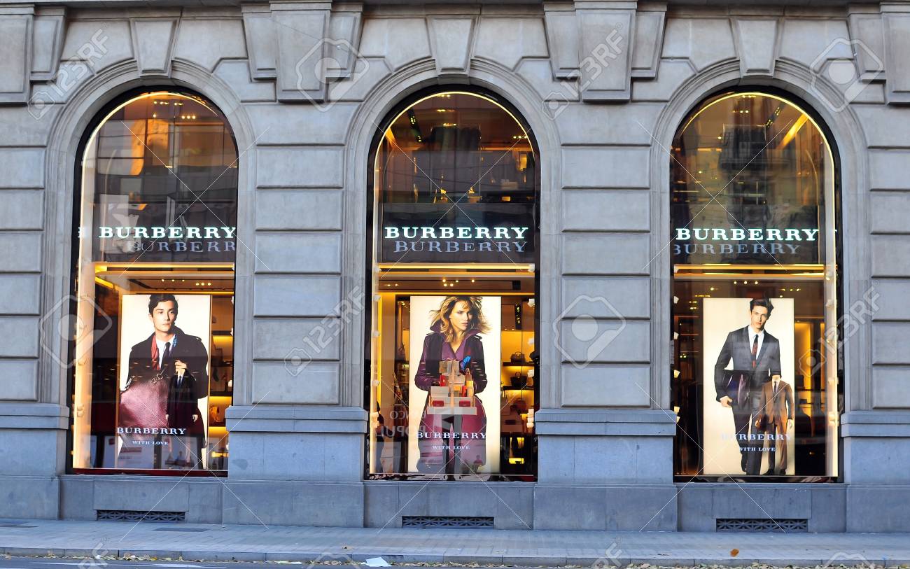 burberry el paseo