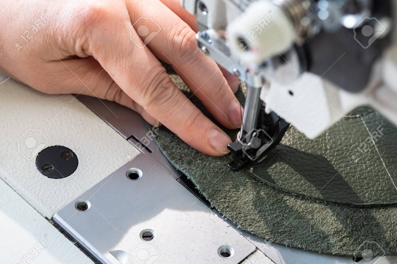 leather bolsa making