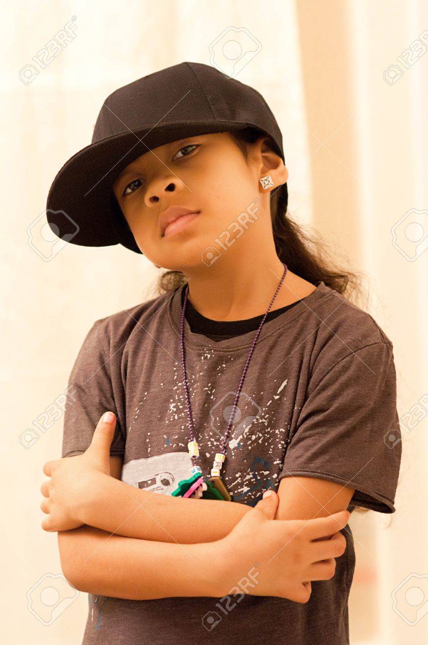 fashionable hiking outfit summer