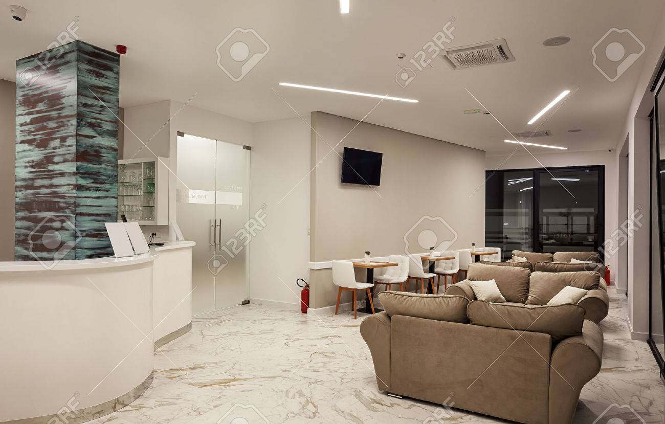 受付場所 ホテルのモダンなインテリア の写真素材 画像素材 Image