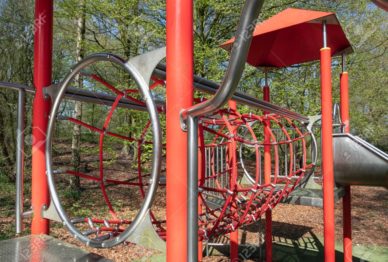 playground rope tunnel