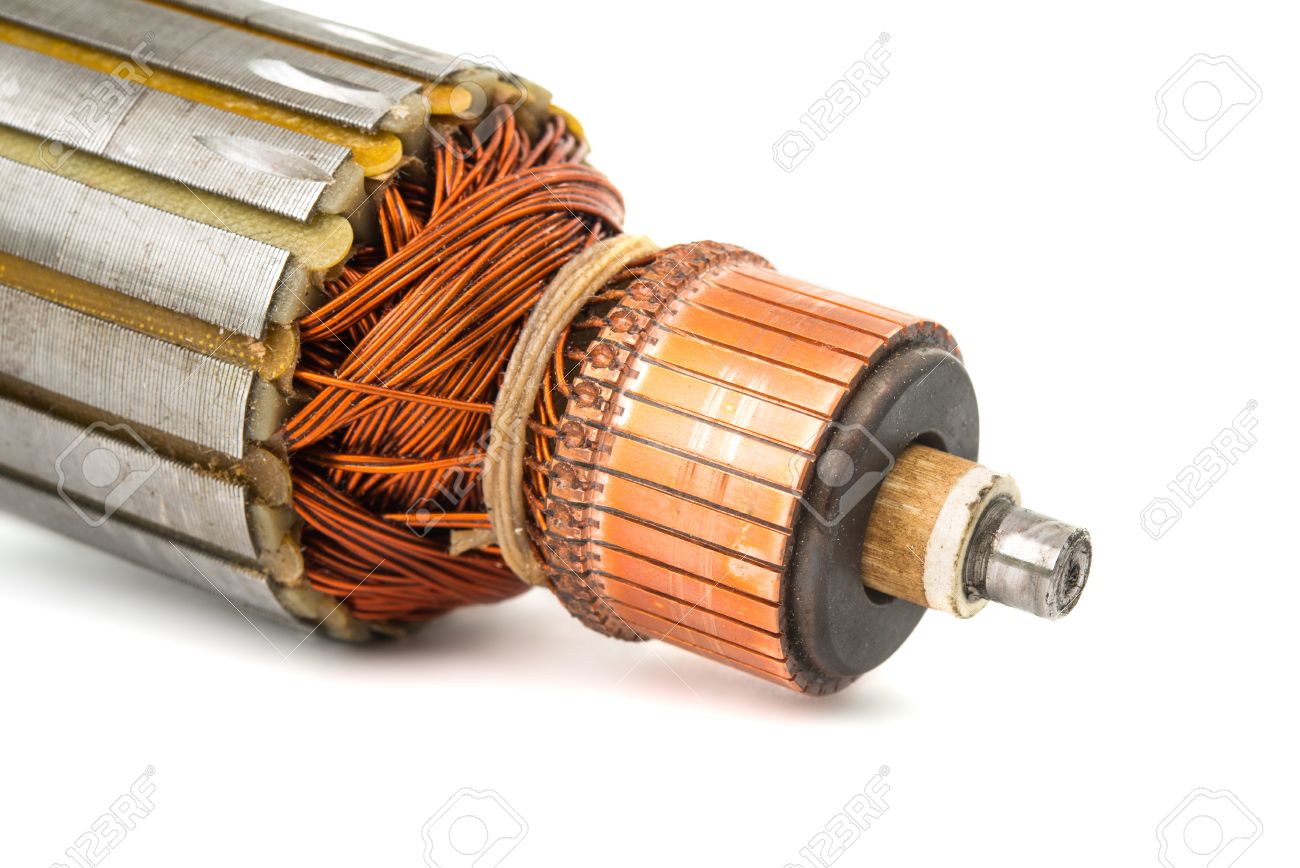 26875459-las-bobinas-de-cobre-en-el-interior-del-motor-el%C3%A9ctrico-en-un-fondo-blanco.jpg