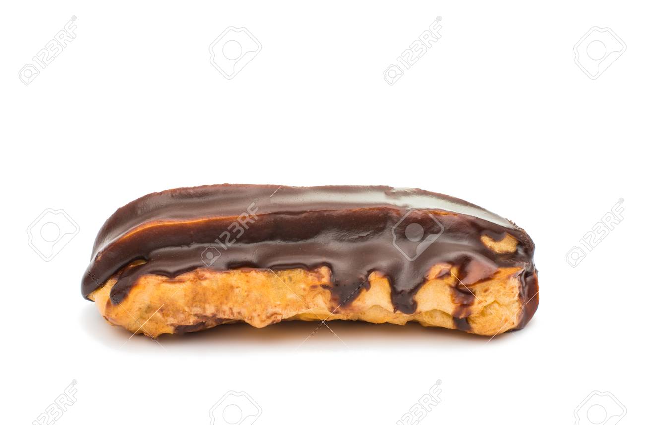 Gateau Eclair De Chocolat Sur Un Fond Blanc Banque D Images Et