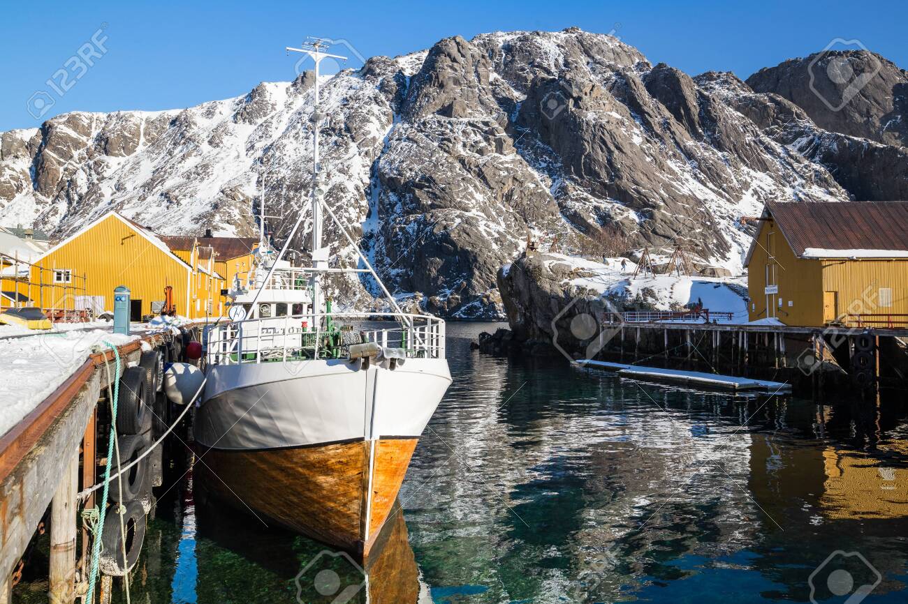 Little village Nusfjord on Lofoten islands during a sunny winter day - 133091832 Little village Nusfjord on Lofoten islands during a sunny winter day - 133091832