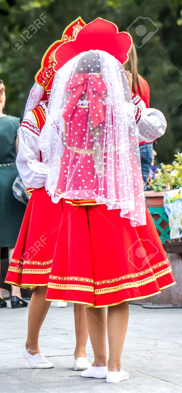 国立ロシア民族衣装の女の子の写真素材・画像素材 Image 90109314 国立ロシア民族衣装の女の子の写真素材・画像素材 Image 90109314