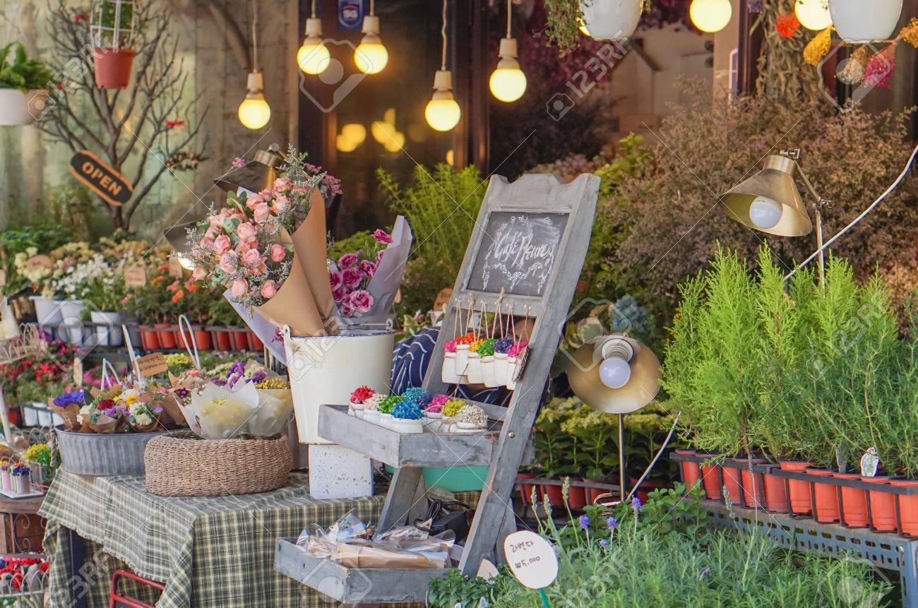 花屋で三成 韓国 の写真素材 画像素材 Image