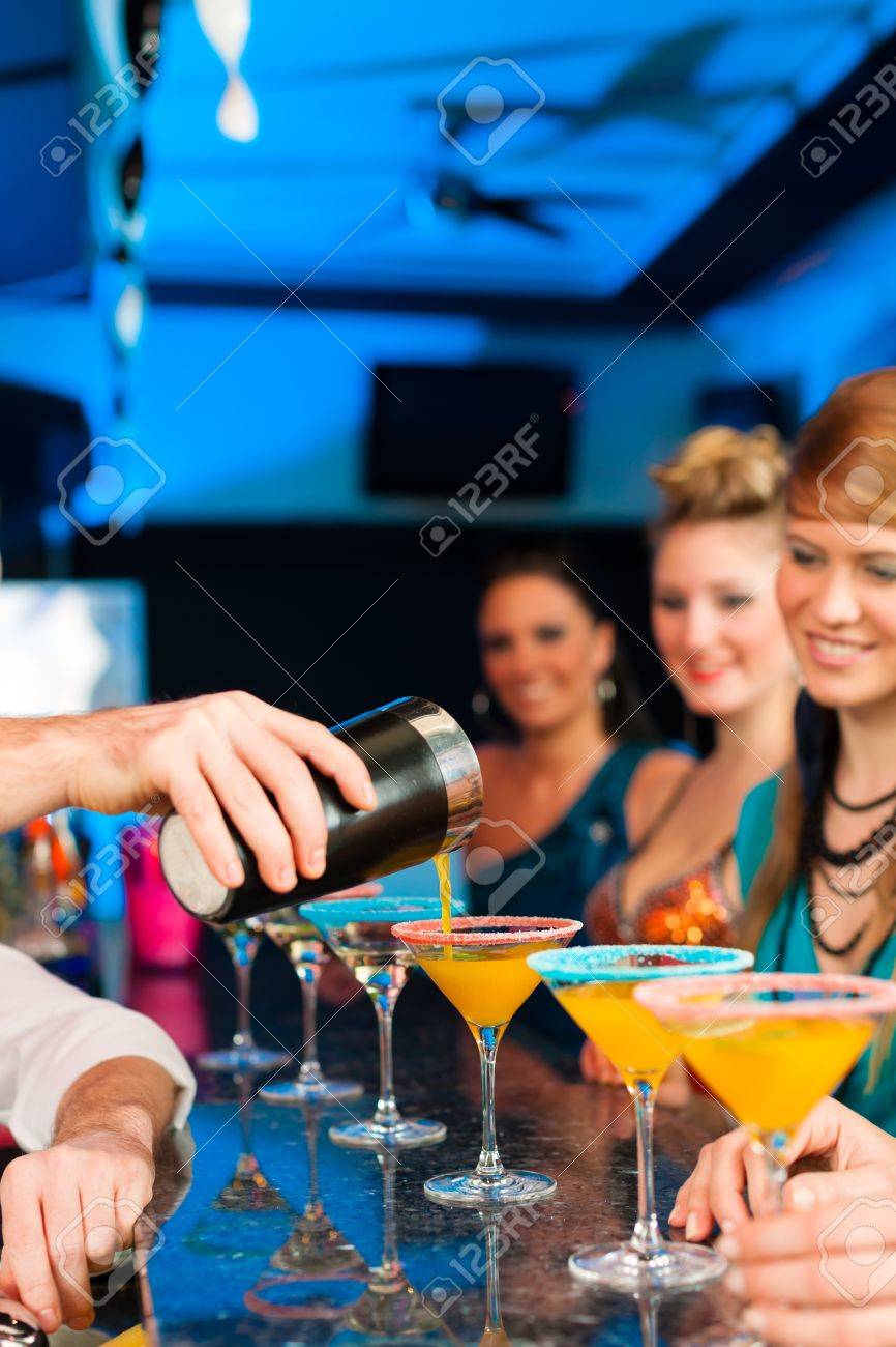[PUNIQRANDLINE-(au-dating-names.txt) 38 Barkeeper im club flirten [PUNIQRANDLINE-(au-dating-names.txt) 60