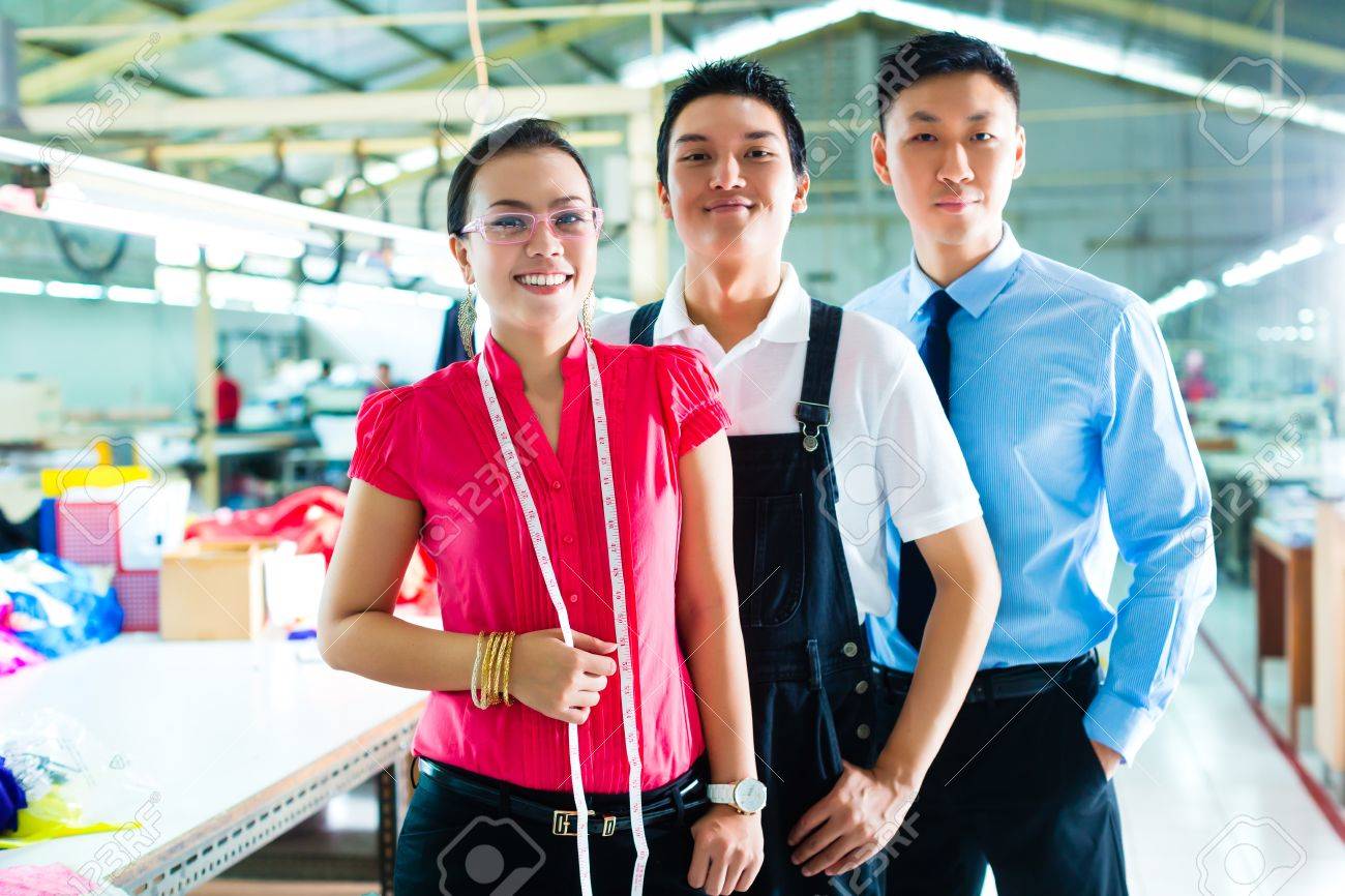 shift supervisor or foreman together with the owner or ceo and what is a shift supervisor