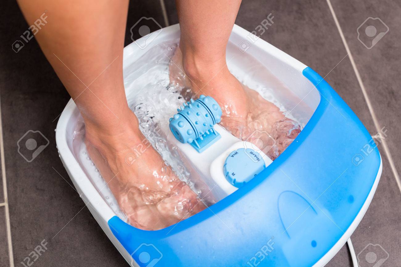 Baños De Día De Baño De Pies De Máquina De Azul Baños De Día De Baño De Pies De Máquina De Azul