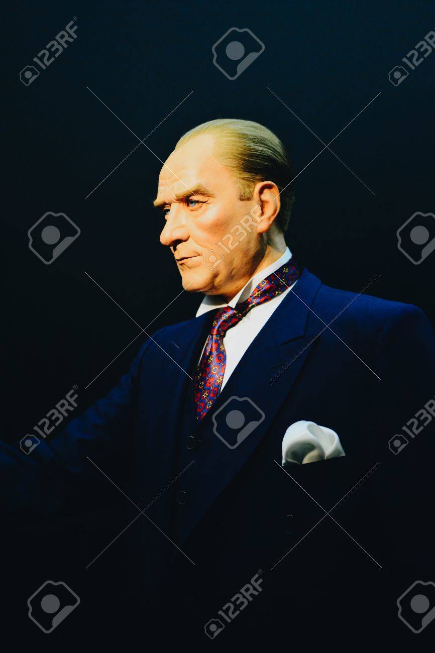 Balmumu 博物館 トルコのエスキシェヒール市でムスタファ ケマル アタチュルクのワックス 16 年 12 月 16 日に撮影します 約 16 時間 の写真素材 画像素材 Image