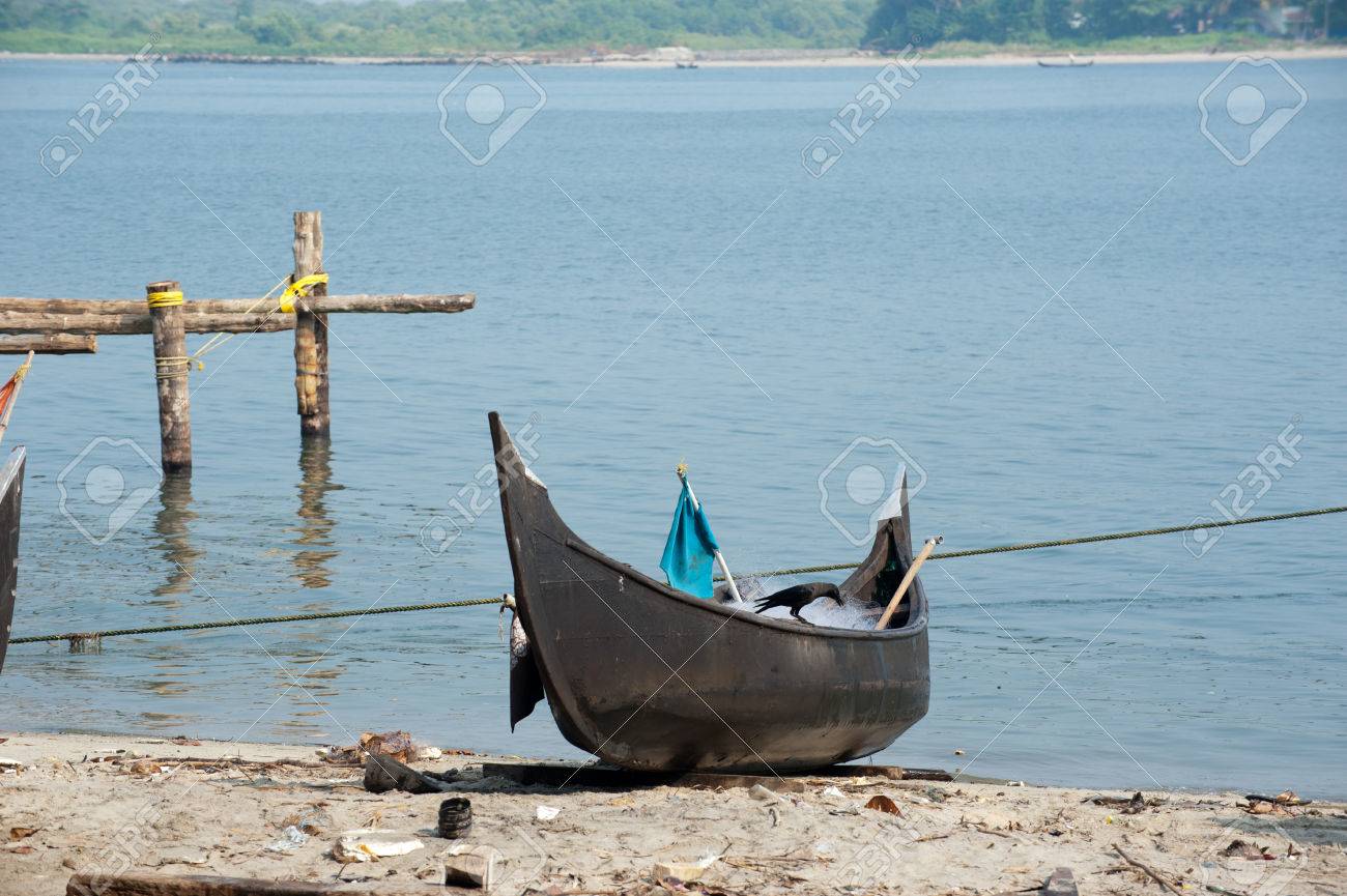 Meer Kuste Landschaft Mit Traditionellen Indischen Boot Und Chinesischen Fischernetze Am Kochi Cochin Sud Indien Kerala Kochin Lizenzfreie Fotos Bilder Und Stock Fotografie Image