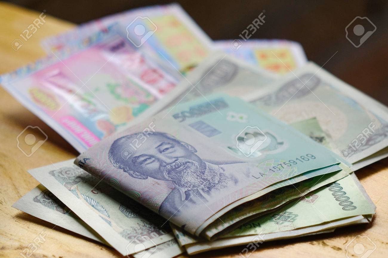 Vietnamese Money 500,000 Dong Banknotes (VND) With Portrait Of President Ho  Chi Minh. Stock Photo, Picture and Royalty Free Image. Image 68465267.