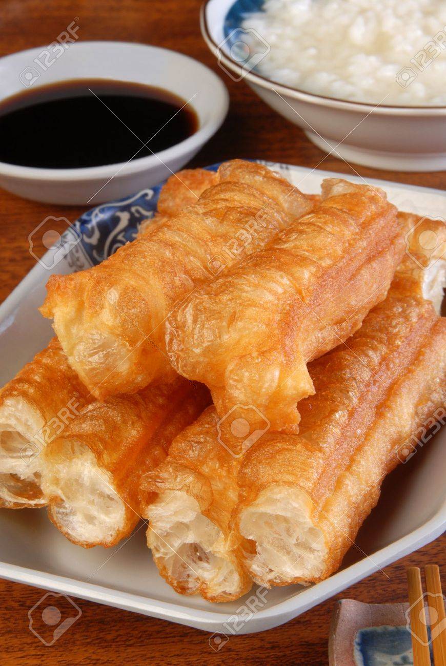 中国の伝統食品揚げパン棒 の写真素材 画像素材 Image