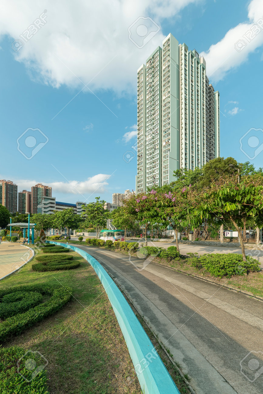 High rise residential building and road in Hong Kong city - 171284044 High rise residential building and road in Hong Kong city - 171284044
