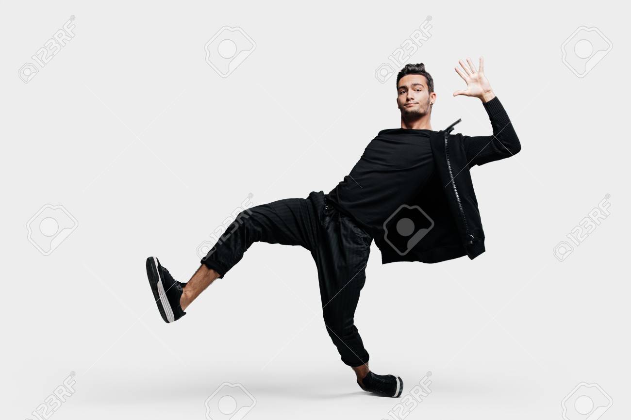 танец толстяка. Is he dance. танец рисунок для детей. яркий фон брейк данс. танцор хореограф.