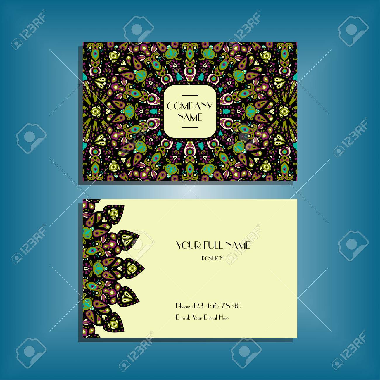 Maquillage De Carte D\u0027affaires Orientale Avec Motif Et Ornement De Mandala Rond Vert Et Noir, Modèle De Disposition De Conception De Carte Florale.