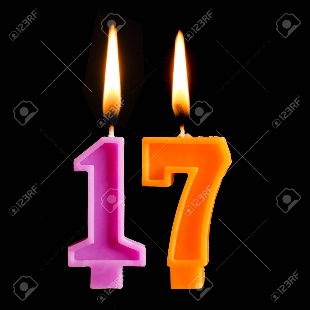 number 17 birthday candle
