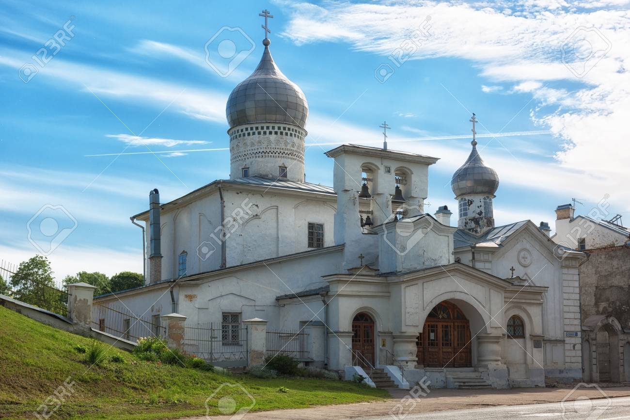 What was the typical medieval monastery Famous Orthodox churches What was the typical medieval monastery Famous Orthodox churches