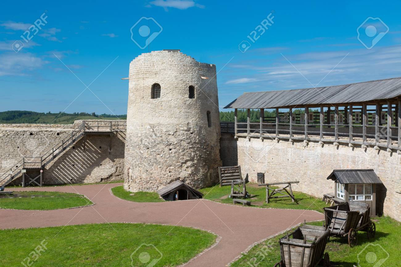 Izborsk fortress, Pskov region: photo and description, history of sights, how to get 81 Izborsk fortress, Pskov region: photo and description, history of sights, how to get 21