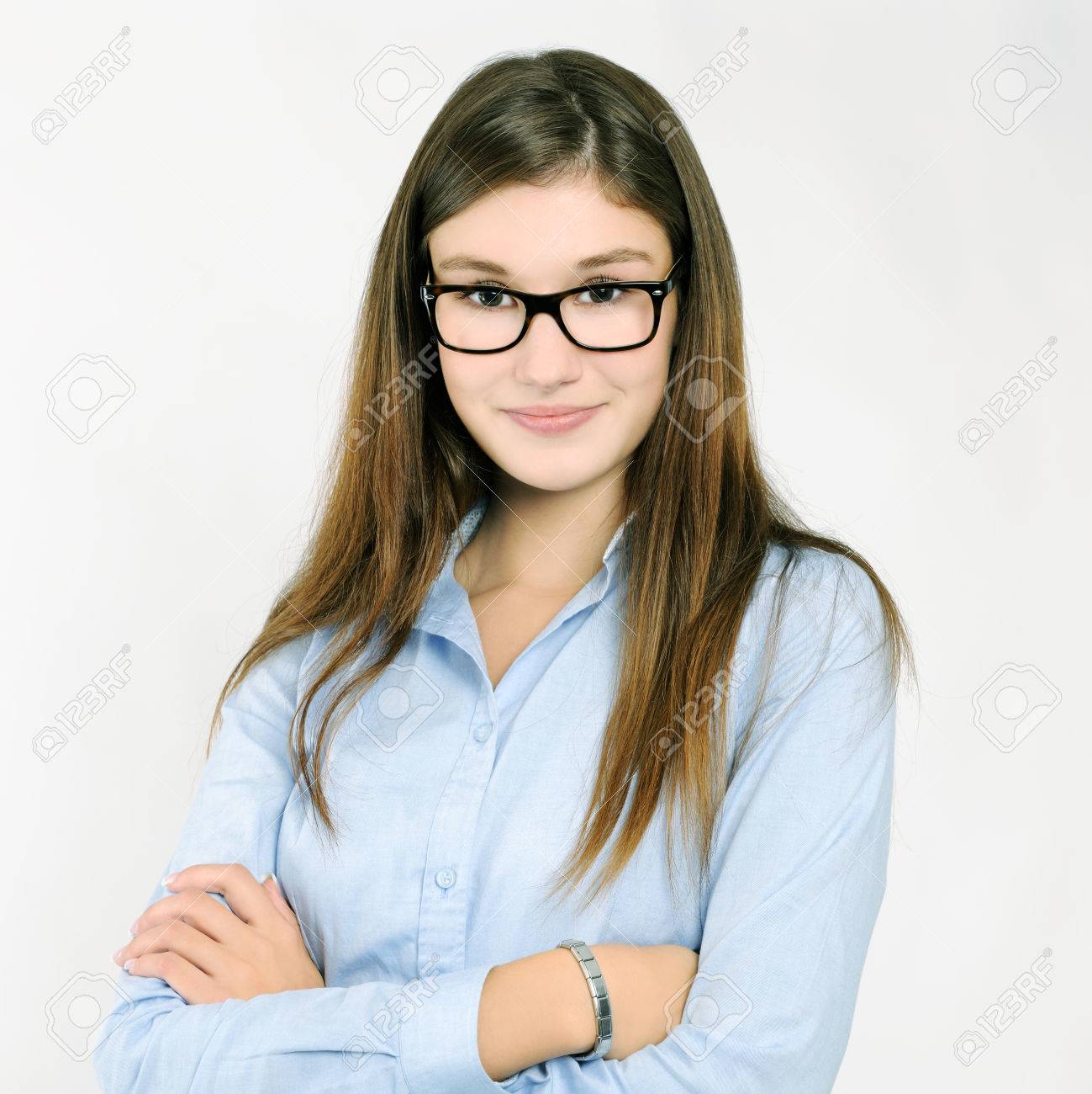 Mädchen mit Brille Mädchen mit Brille