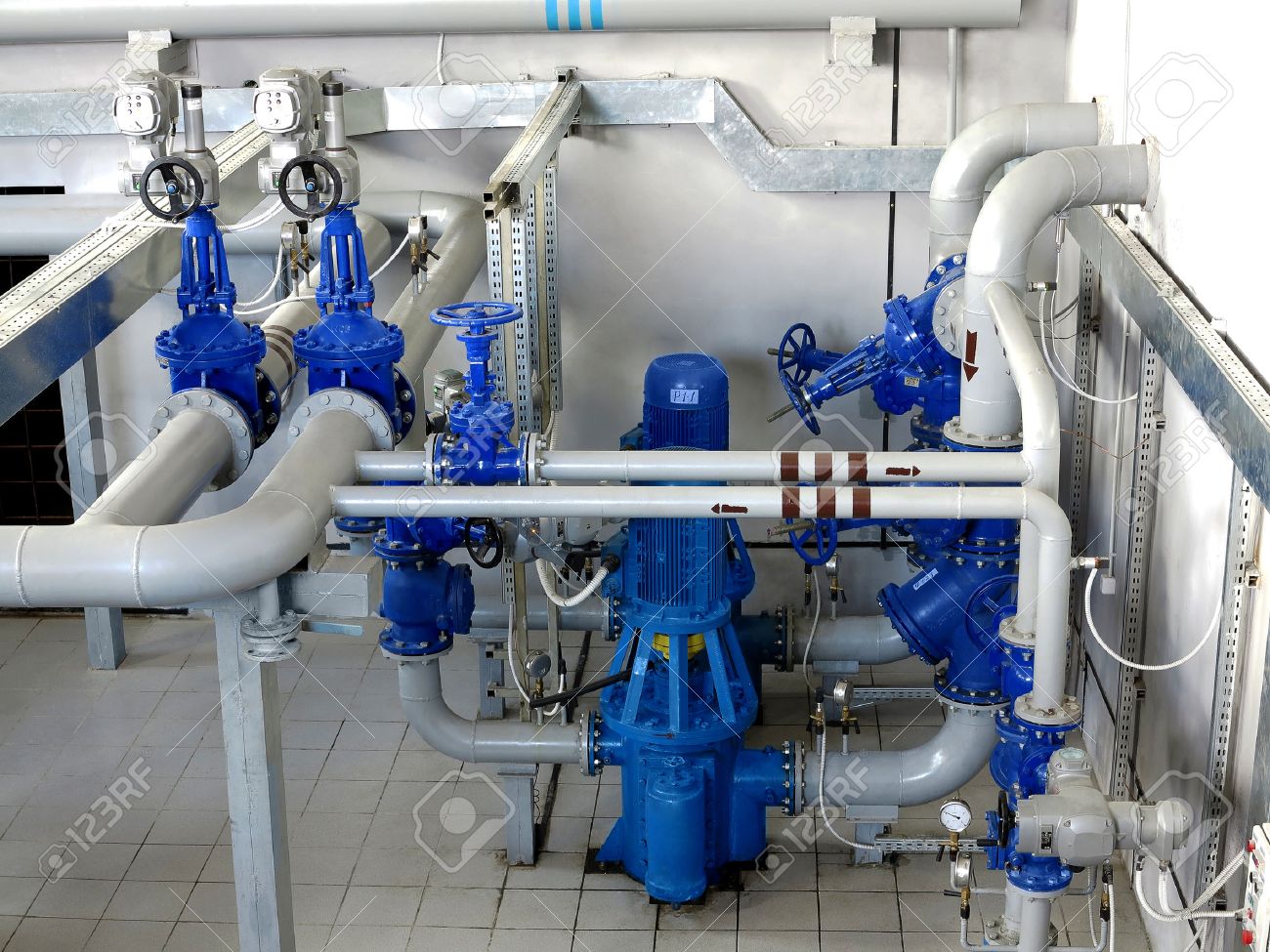 28777652-water-pumping-station-industrial-interior-and-pipes-water-system-valves-electronic-motor-control-wat.jpg