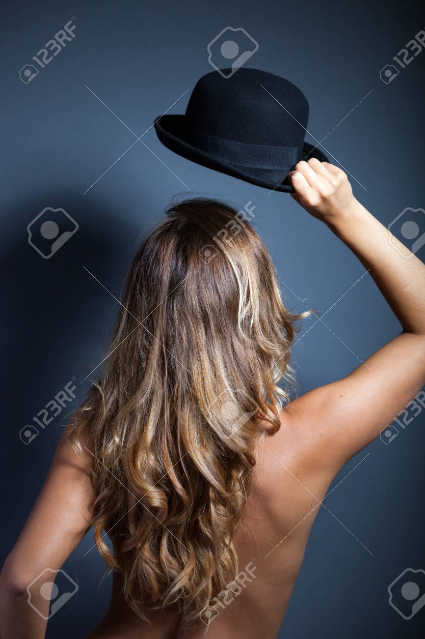Nake women standing on head photo 381