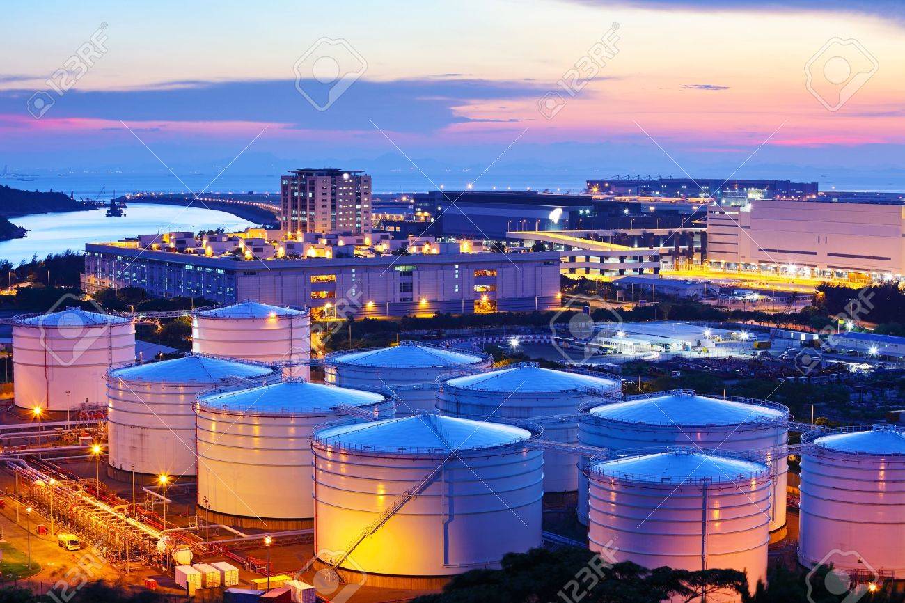 Oil tank during sunset - 20999329 Oil tank during sunset - 20999329